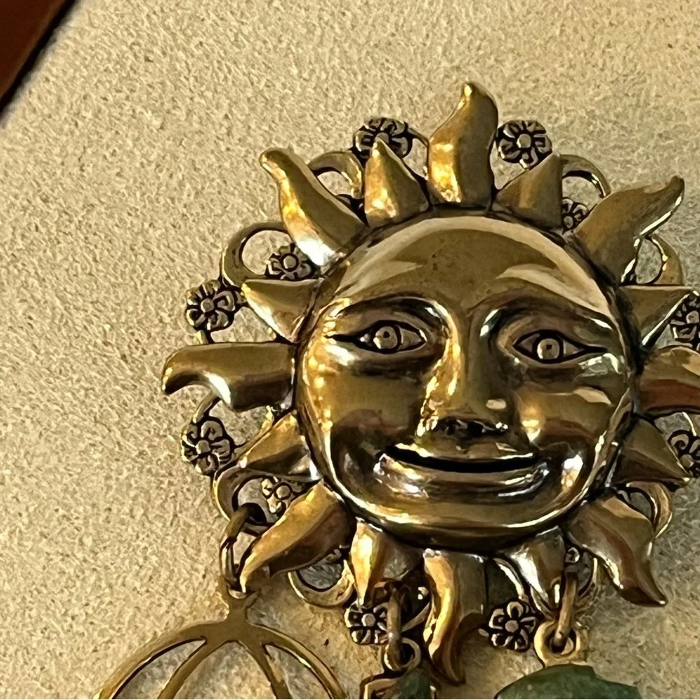 Vintage Discovery California Gold Sun Brooch with Green Watering Can
